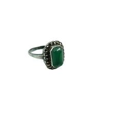 Load image into Gallery viewer, Vintage Silver Green Chrysoprase Chalcedony Ring