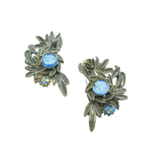 Load image into Gallery viewer, Vintage Blue Rhinestone Clip On Earrings