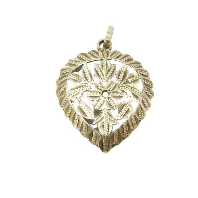 vintage silver tone floral flower heart pendant