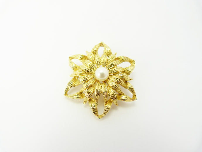 Vintage Gold & Faux Pearl Flower Brooch
