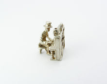 Load image into Gallery viewer, Silver Nuvo Piano Player Charm