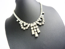Load image into Gallery viewer, Vintage Crystal Rhinestone Glass Necklace