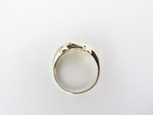 Load image into Gallery viewer, Vintage Silver 925 Dolphin Ring UK Size P