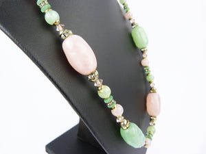Vintage Art Deco Pink & Green Bead Necklace