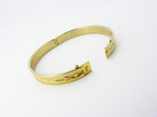 Load image into Gallery viewer, Vintage Gold Plated Engraved Hinged Bangle