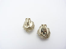 Load image into Gallery viewer, Vintage Silver Seed Bead Clip On Earrings
