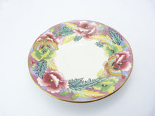 Load image into Gallery viewer, Vintage Crownford Queen&#39;s Fine Bone China Art Deco Floral Tea Cup &amp; Saucer