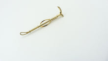 Load image into Gallery viewer, Vintage Stratton Hunting Whip/Riding Crop Tie Clip