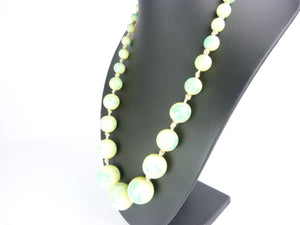 Vintage Art Deco Pale Yellow & Green Glass Bead Necklace