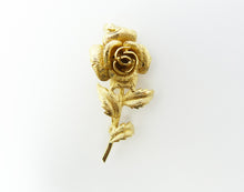 Load image into Gallery viewer, Vintage Gold Tone Rose Flower Brooch