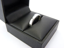 Load image into Gallery viewer, Vintage Silver Wedding Band Ring UK Size N