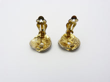 Load image into Gallery viewer, Vintage Gold Tone &amp; Black Enamel Knot Clip On Earrings