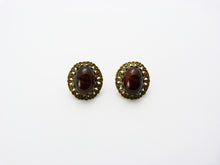 Load image into Gallery viewer, Vintage Art Deco Czech Filigree Brown Amber Glass Clip On Earrings