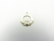 Load image into Gallery viewer, Vintage Sterling Silver Claddagh Pendant