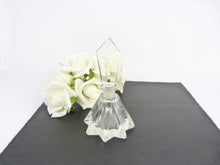 Load image into Gallery viewer, Vintage Art Deco Clear Class Perfume Bottle