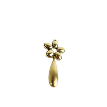 Load image into Gallery viewer, Vintage Gold Tone Flower Pendant