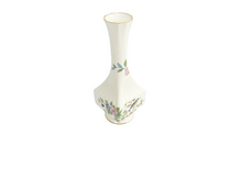 Load image into Gallery viewer, Vintage Aynsley Fine Bone China &#39;Pembroke&#39; Vase
