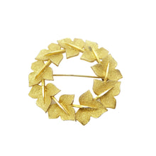 Load image into Gallery viewer, Vintage Brushed Gold Sphinx Wreath Brooch