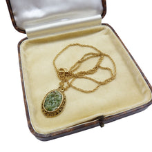 Load image into Gallery viewer, Vintage Gold &amp; Jade Chip Pendant Necklace