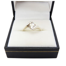 Load image into Gallery viewer, Vintage Silver 925 &amp; Cubic Zirconia Ring