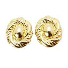 Load image into Gallery viewer, Vintage 1990s Trifari Gold Tone Clip On Earrings
