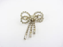 Load image into Gallery viewer, Vintage Art Deco Style Paste Clear Crystal Rhinstone Bow Brooch