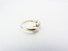Load image into Gallery viewer, Vintage Silver 925 Dolphin Ring UK size P US 7.5