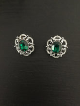 Load image into Gallery viewer, Vintage Faux Emerald &amp; Silver Earrings