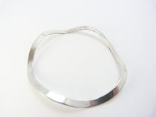 Load image into Gallery viewer, Silver Modernist Wave Bangle