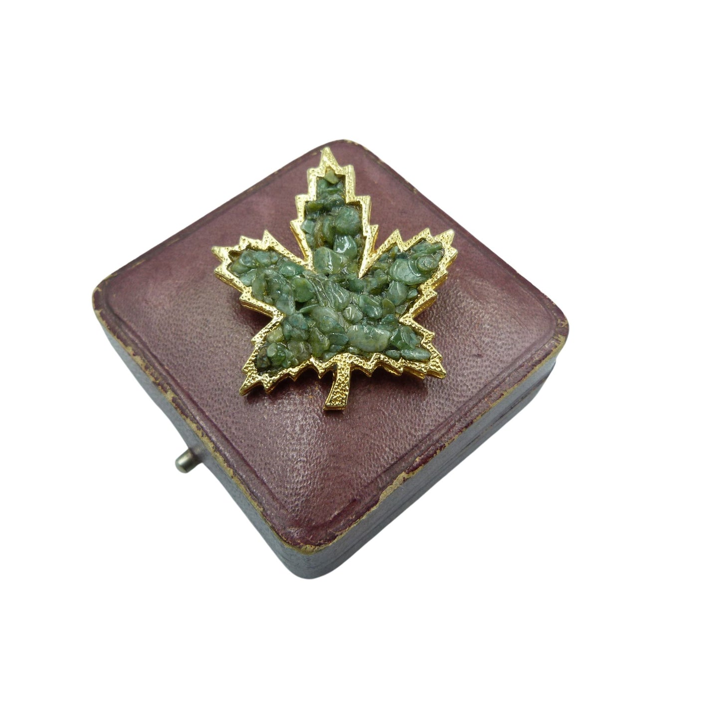 Vintage Green Jade Chip Maple Leaf brooch